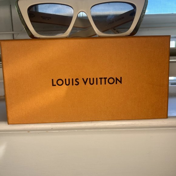 Louis Vuitton, Accessories, Louis Vuitton Moon Cat Eye Sunglasses Creme  Monogram Temples